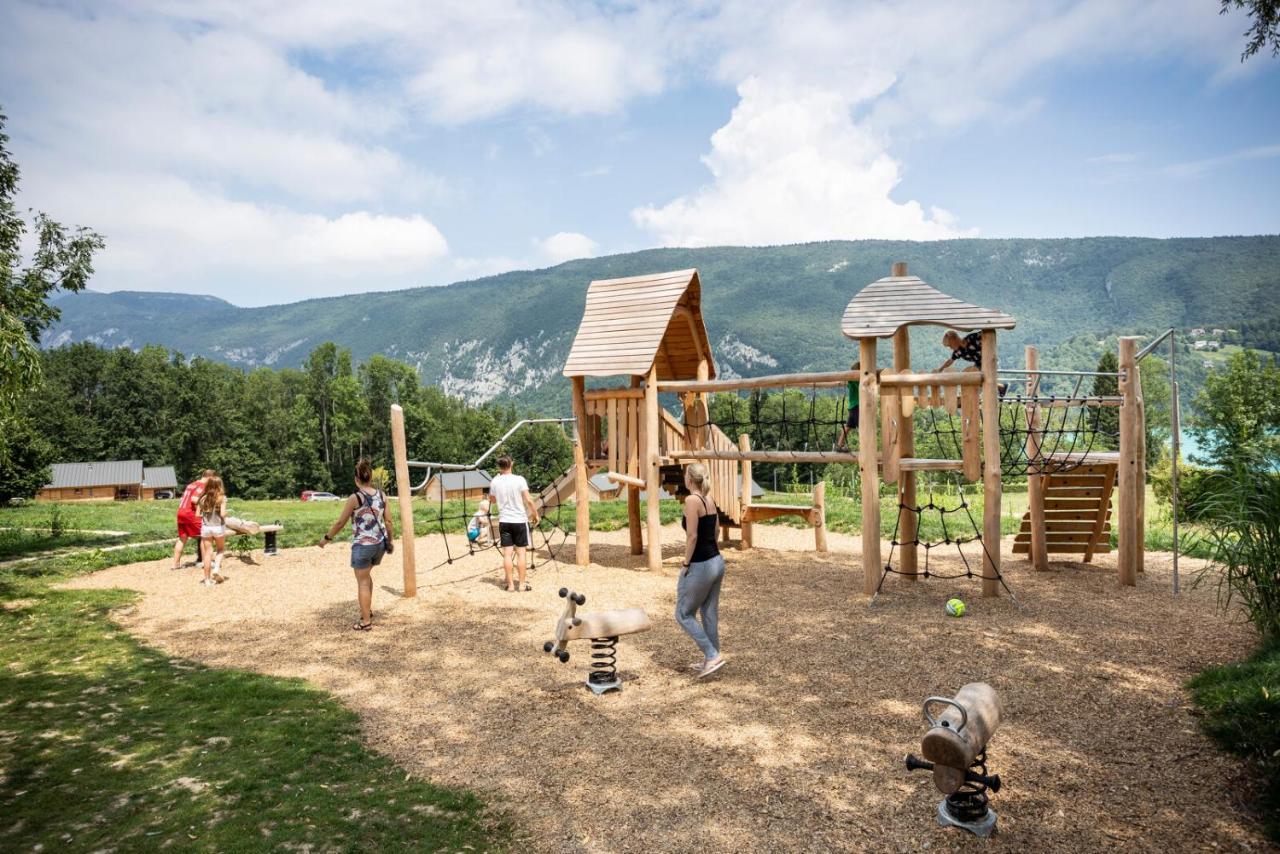 Huttopia Lac D'Aiguebelette Saint-Alban-de-Montbel Екстер'єр фото