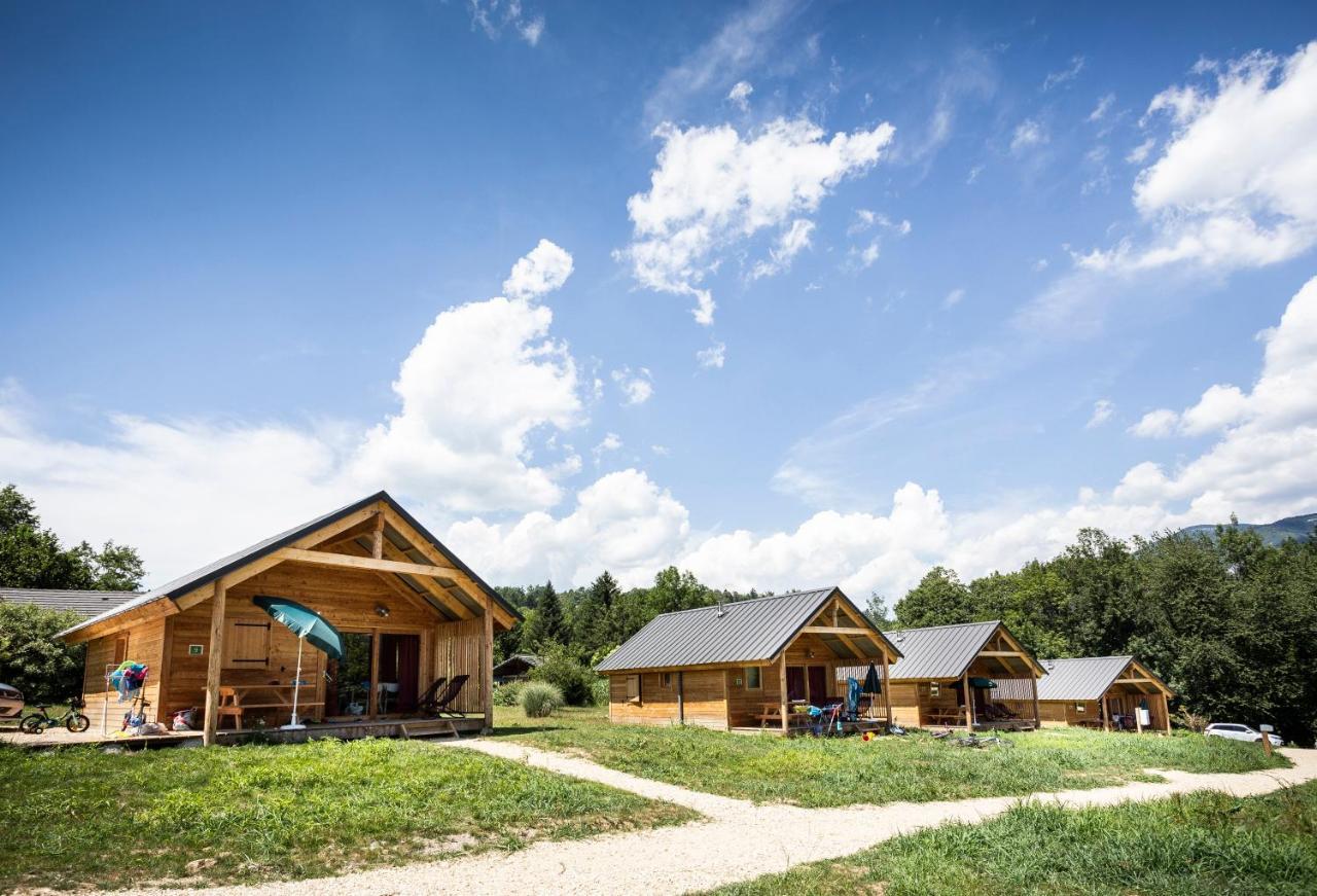 Huttopia Lac D'Aiguebelette Saint-Alban-de-Montbel Екстер'єр фото