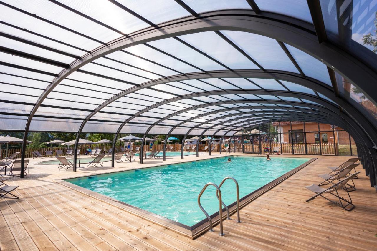 Huttopia Lac D'Aiguebelette Saint-Alban-de-Montbel Екстер'єр фото